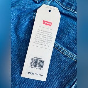NWT Levi’s